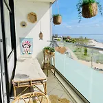 Krabbes Ostseeliebe 公寓式酒店 4*